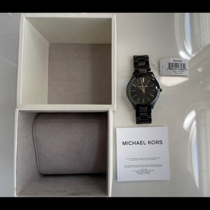 Michael Kors Women's Slim Runway Watch Black/Gold